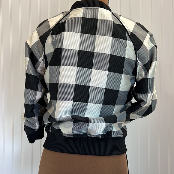 NWOT! 3.1 Philip Lim Bomber Style 3/4 Sleeve Jacket! Size small - Picture 3 of 5